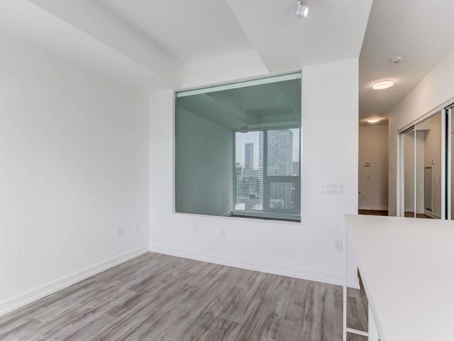 2901 - 77 Shuter St, Condo with 1 bedrooms, 1 bathrooms and 0 parking in Toronto ON | Image 4