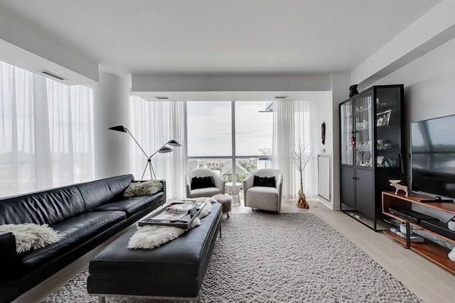 604 - 1 Hurontario St, Condo with 2 bedrooms, 2 bathrooms and 1 parking in Mississauga ON | Image 12