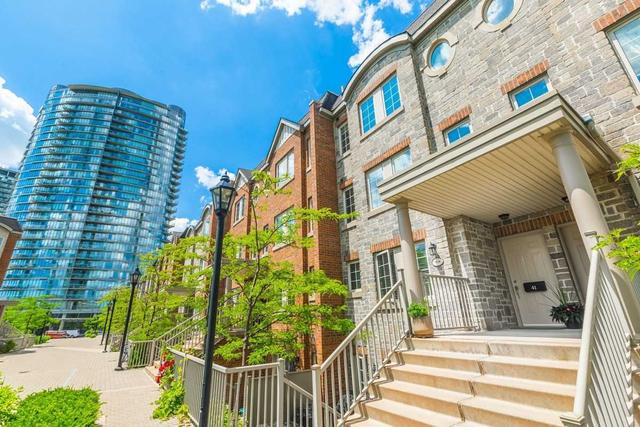 th41 - 93 The Queensway, Townhouse with 2 bedrooms, 2 bathrooms and 1 parking in Toronto ON | Image 12
