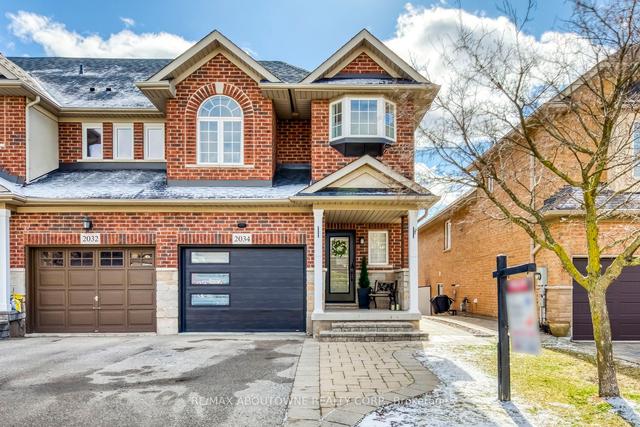 2034 Elmgrove Rd, House attached with 3 bedrooms, 4 bathrooms and 3 parking in Oakville ON | Image 1