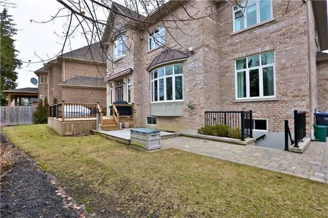 975 Fredonia Dr, House detached with 4 bedrooms, 5 bathrooms and 4 parking in Mississauga ON | Image 19