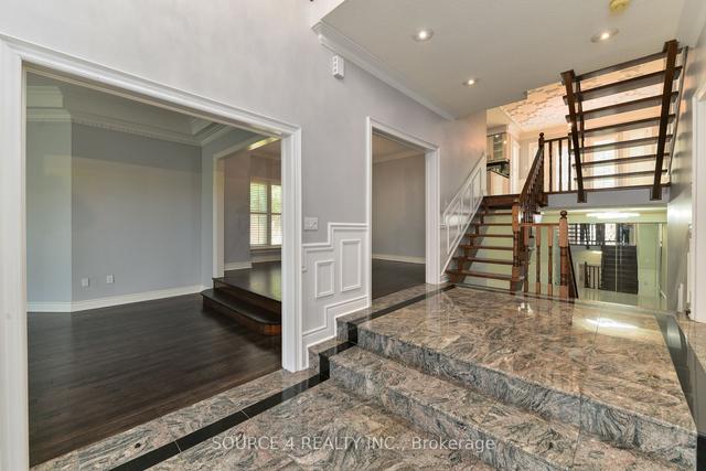 1 Goldpark Crt, House detached with 5 bedrooms, 5 bathrooms and 11 parking in Vaughan ON | Image 36