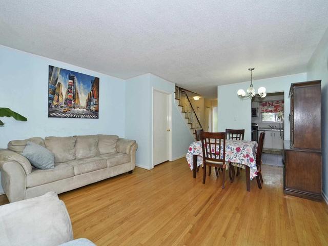 34 - 69 Lexington Ave, Townhouse with 2 bedrooms, 2 bathrooms and 1 parking in Toronto ON | Image 6