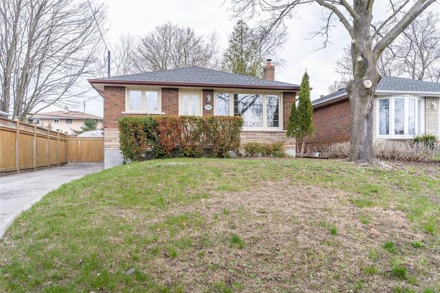 98 Wayne Ave, House detached with 3 bedrooms, 1 bathrooms and 5 parking in Oshawa ON | Image 12