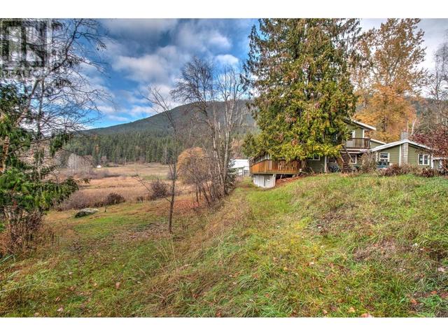 538 North Fork Road, House detached with 5 bedrooms, 4 bathrooms and 15 parking in North Okanagan E BC | Image 44