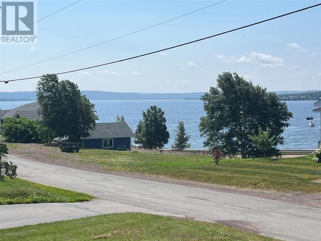7 Mill Road, House detached with 2 bedrooms, 2 bathrooms and null parking in Botwood NL | Image 6