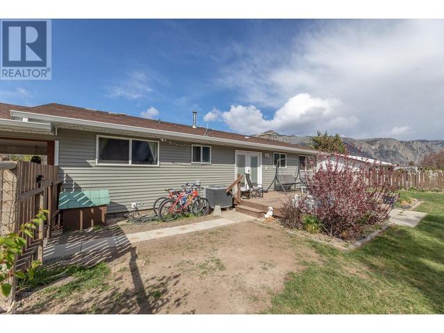 501 3rd Avenue, House detached with 4 bedrooms, 2 bathrooms and null parking in Keremeos BC | Image 45