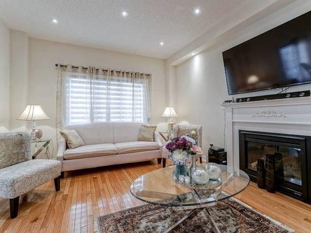 112 Teal Crest Circ, House detached with 4 bedrooms, 4 bathrooms and 3 parking in Brampton ON | Image 3
