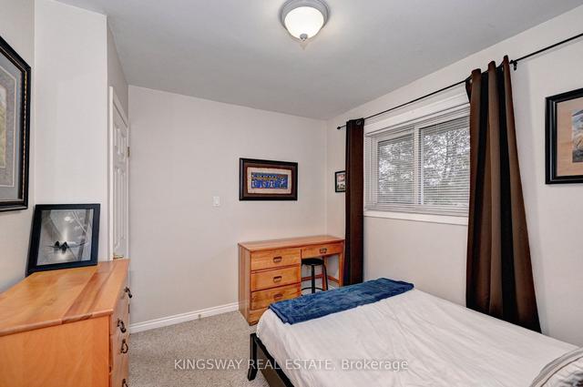 48 Renwick Ave, House detached with 2 bedrooms, 2 bathrooms and 4 parking in Cambridge ON | Image 14