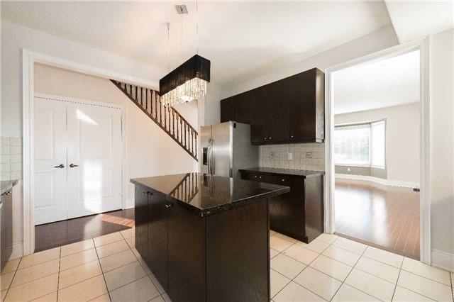 1 - 521 Thompson Rd S, Townhouse with 3 bedrooms, 4 bathrooms and 3 parking in Milton ON | Image 24