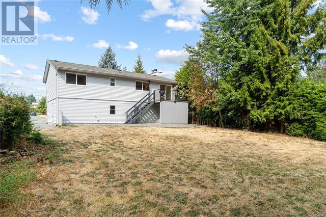 2166 Lancashire Ave, House detached with 3 bedrooms, 2 bathrooms and 1 parking in Nanaimo BC | Image 28