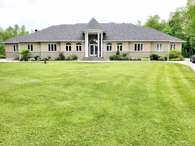 8 Rolling Meadow Dr, House detached with 4 bedrooms, 6 bathrooms and 20 parking in Caledon ON | Image 1