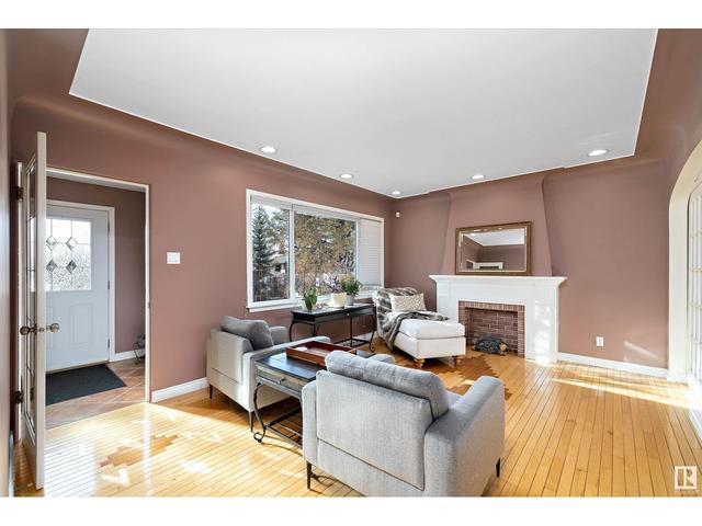 11318 110a Av Nw, House detached with 4 bedrooms, 3 bathrooms and null parking in Edmonton AB | Image 5