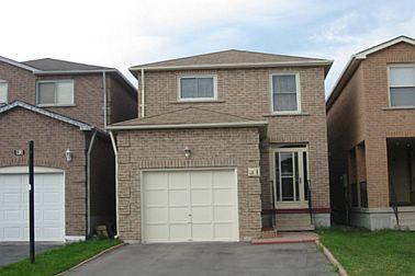 81 Stather Cres, House attached with 3 bedrooms, 2 bathrooms and 4 parking in Markham ON | Image 1
