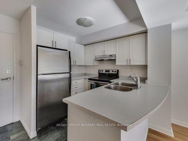 212 - 109 Front St E, Condo with 0 bedrooms, 1 bathrooms and 0 parking in Toronto ON | Image 4