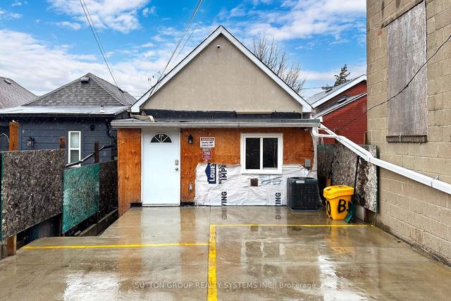 50 Brownville Ave, House detached with 2 bedrooms, 4 bathrooms and 2 parking in Toronto ON | Image 20