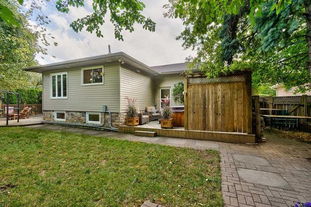 74 Germorda Dr, House detached with 3 bedrooms, 3 bathrooms and 6 parking in Oakville ON | Image 22