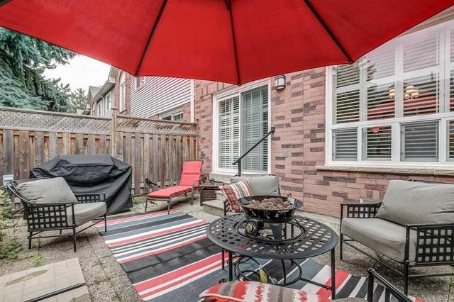 43 Lancewood Cres, Townhouse with 2 bedrooms, 3 bathrooms and 1 parking in Brampton ON | Image 20