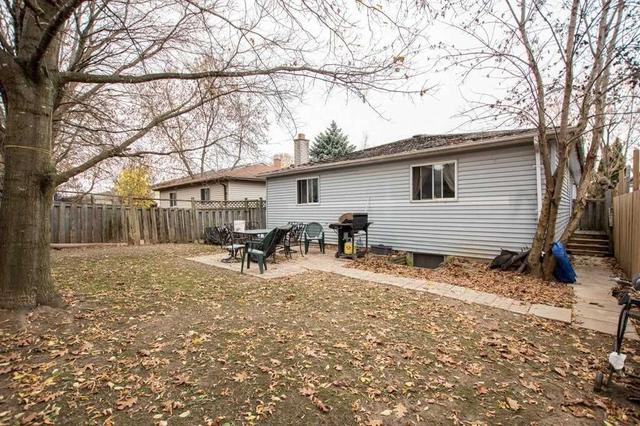 170 Hickling Tr, House detached with 3 bedrooms, 2 bathrooms and 5 parking in Barrie ON | Image 23