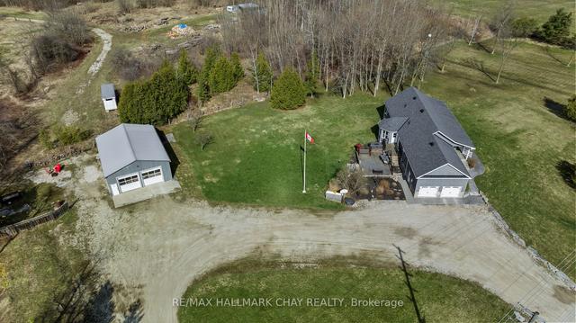 1414 Fairgrounds Rd N, House detached with 3 bedrooms, 3 bathrooms and 20 parking in Clearview ON | Image 12
