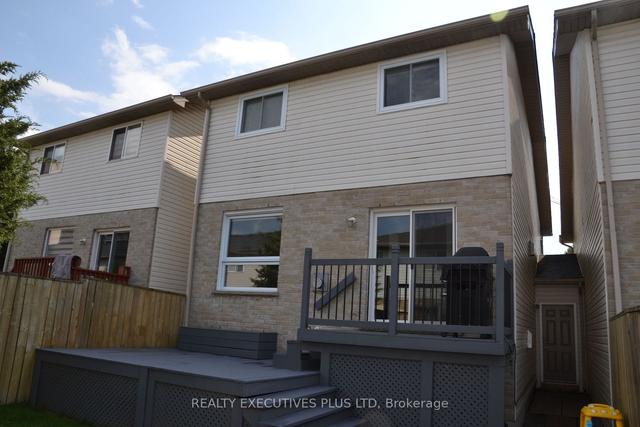 119 Frances Ave W, House attached with 3 bedrooms, 3 bathrooms and 6 parking in Hamilton ON | Image 28