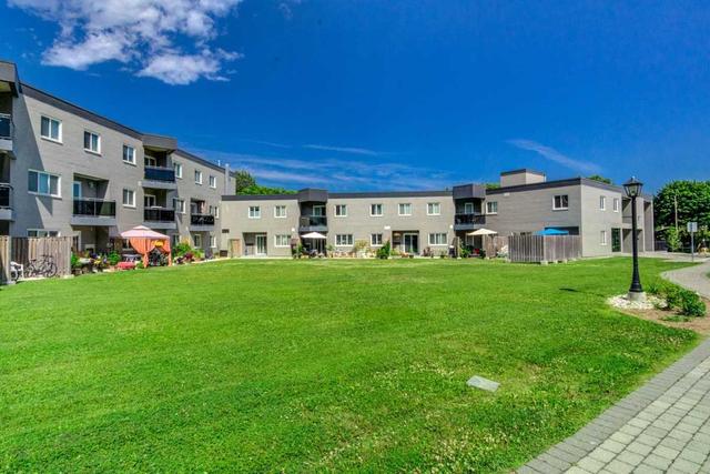 195 - 2001 Bonnymede Dr, Condo with 2 bedrooms, 1 bathrooms and 1 parking in Mississauga ON | Image 16