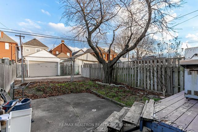 56 Kinrade Ave, House detached with 3 bedrooms, 2 bathrooms and 1 parking in Hamilton ON | Image 38