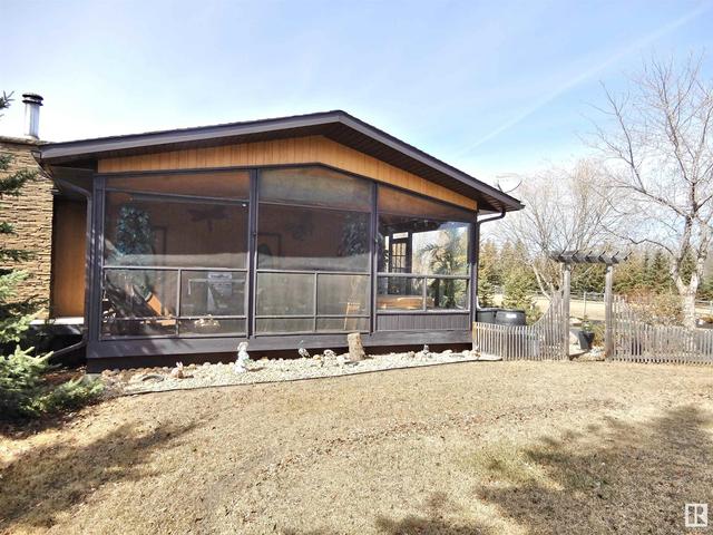 56420 Rge Rd 231, House detached with 3 bedrooms, 2 bathrooms and null parking in Sturgeon County AB | Image 44