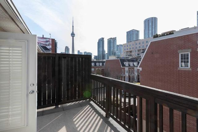 23 Niagara St, Townhouse with 3 bedrooms, 3 bathrooms and 1 parking in Toronto ON | Image 14