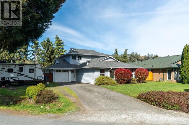 2990 Cressida Cres, House detached with 4 bedrooms, 2 bathrooms and 6 parking in Langford BC | Image 1