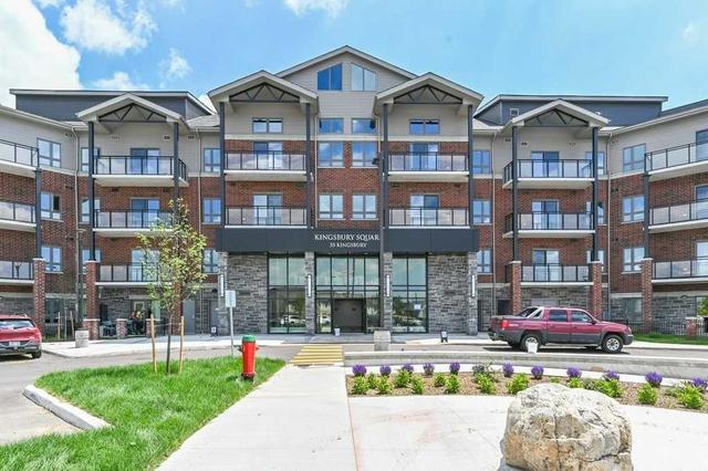 308 - 35 Kingsbury Sq, Condo with 2 bedrooms, 2 bathrooms and 1 parking in Guelph ON | Image 1