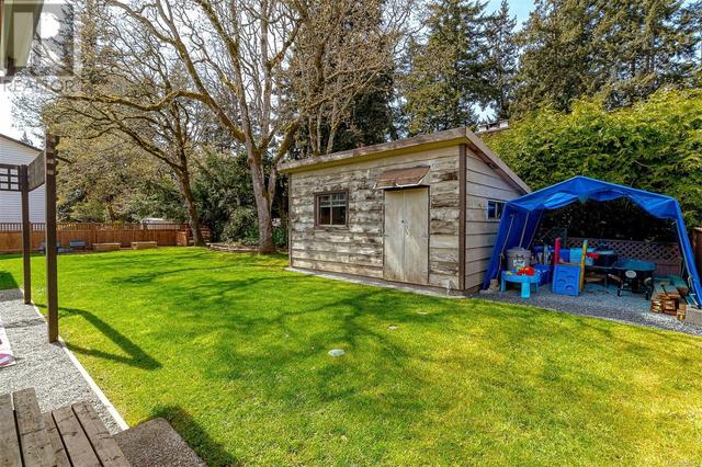 2958 Gladeson Lane, House detached with 3 bedrooms, 2 bathrooms and 2 parking in Colwood BC | Image 23
