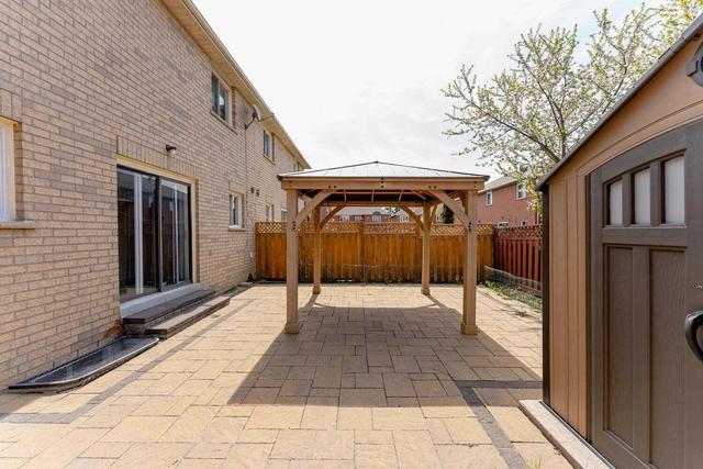 23 Morningdew Cres, House semidetached with 3 bedrooms, 4 bathrooms and 4 parking in Brampton ON | Image 22