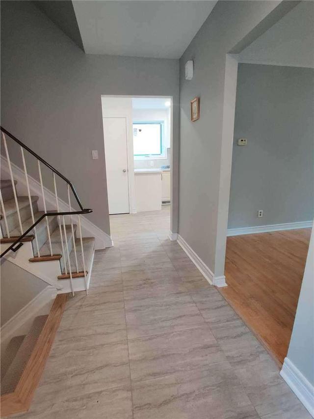 Upper - 34 Kingland Cres, House detached with 2 bedrooms, 1 bathrooms and 2 parking in Toronto ON | Image 3