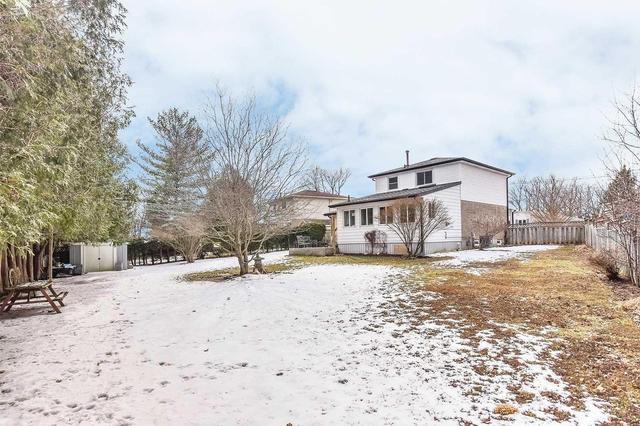 9 Hasting Blvd, House detached with 3 bedrooms, 2 bathrooms and 2 parking in Guelph ON | Image 18