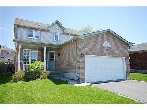 251 Esther Dr, House detached with 3 bedrooms, 3 bathrooms and 2 parking in Barrie ON | Image 1