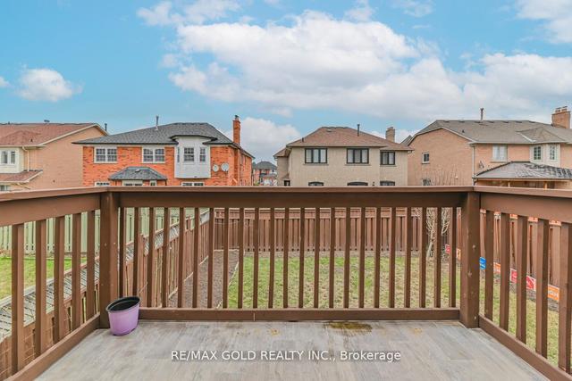 99 Alaskan Summit Crt, House detached with 3 bedrooms, 4 bathrooms and 6 parking in Brampton ON | Image 19