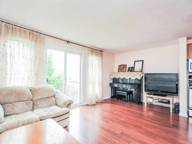 622 White Cedar Ave, House attached with 3 bedrooms, 3 bathrooms and 1 parking in Waterloo ON | Image 5