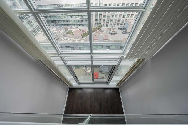 lph16 - 21 Nelson St, Condo with 1 bedrooms, 2 bathrooms and 2 parking in Toronto ON | Image 11