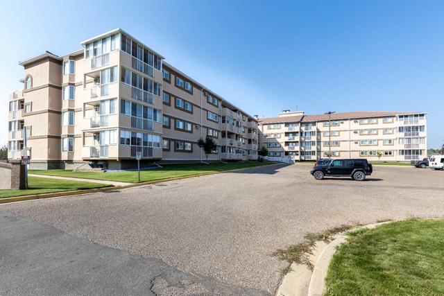 121 - 22 Park Meadows Drive Se, Condo with 2 bedrooms, 2 bathrooms and 1 parking in Medicine Hat AB | Image 22