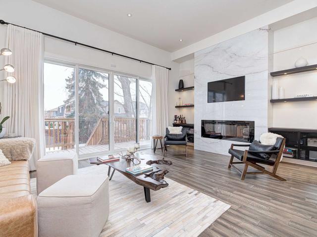 pt 2 - 663 Oxford St, House detached with 3 bedrooms, 4 bathrooms and 3 parking in Toronto ON | Image 6