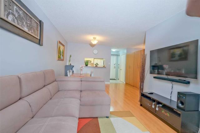 406 - 1470 Midland Ave, Condo with 1 bedrooms, 1 bathrooms and 1 parking in Toronto ON | Image 9
