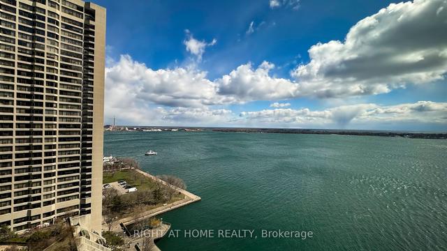 2205 - 99 Harbour Sq, Condo with 0 bedrooms, 1 bathrooms and 1 parking in Toronto ON | Image 24