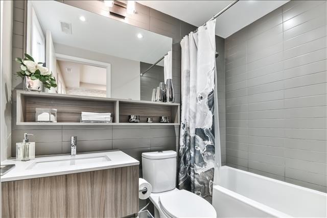 Th2 - 379 Madison Ave, Townhouse with 3 bedrooms, 3 bathrooms and 1 parking in Toronto ON | Image 8