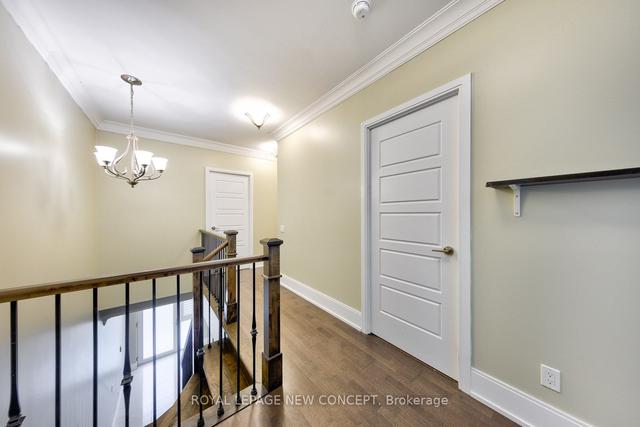 th4 - 15 Viking Lane, Townhouse with 3 bedrooms, 6 bathrooms and 2 parking in Toronto ON | Image 9
