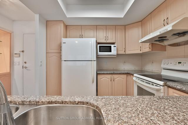 711 - 325 Webb Dr, Condo with 2 bedrooms, 2 bathrooms and 1 parking in Mississauga ON | Image 18