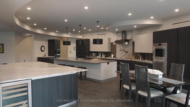 615 Orangeville Rd, House detached with 6 bedrooms, 9 bathrooms and 14 parking in Centre Wellington ON | Image 2