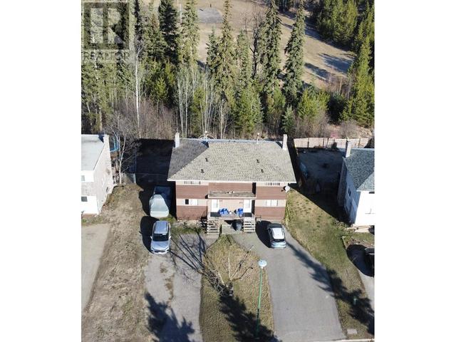 143 - 147 Mcintyre Crescent, House attached with 3 bedrooms, 2 bathrooms and null parking in Prince George BC | Image 3