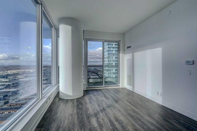 4910 - 5 Buttermill Ave, Condo with 2 bedrooms, 2 bathrooms and 134 parking in Vaughan ON | Image 18