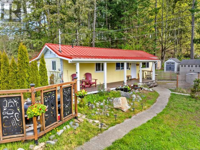 4241 Telegraph Rd, House detached with 2 bedrooms, 2 bathrooms and 6 parking in Cowichan Valley C BC | Image 2